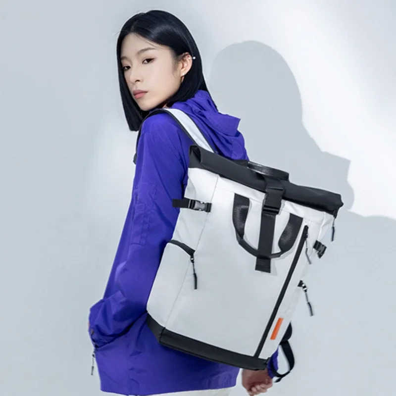 ユニセックスでおしゃれなミニマリストデザイン、大容量防水バッ - Mens Fashion Blog のレビューと価格