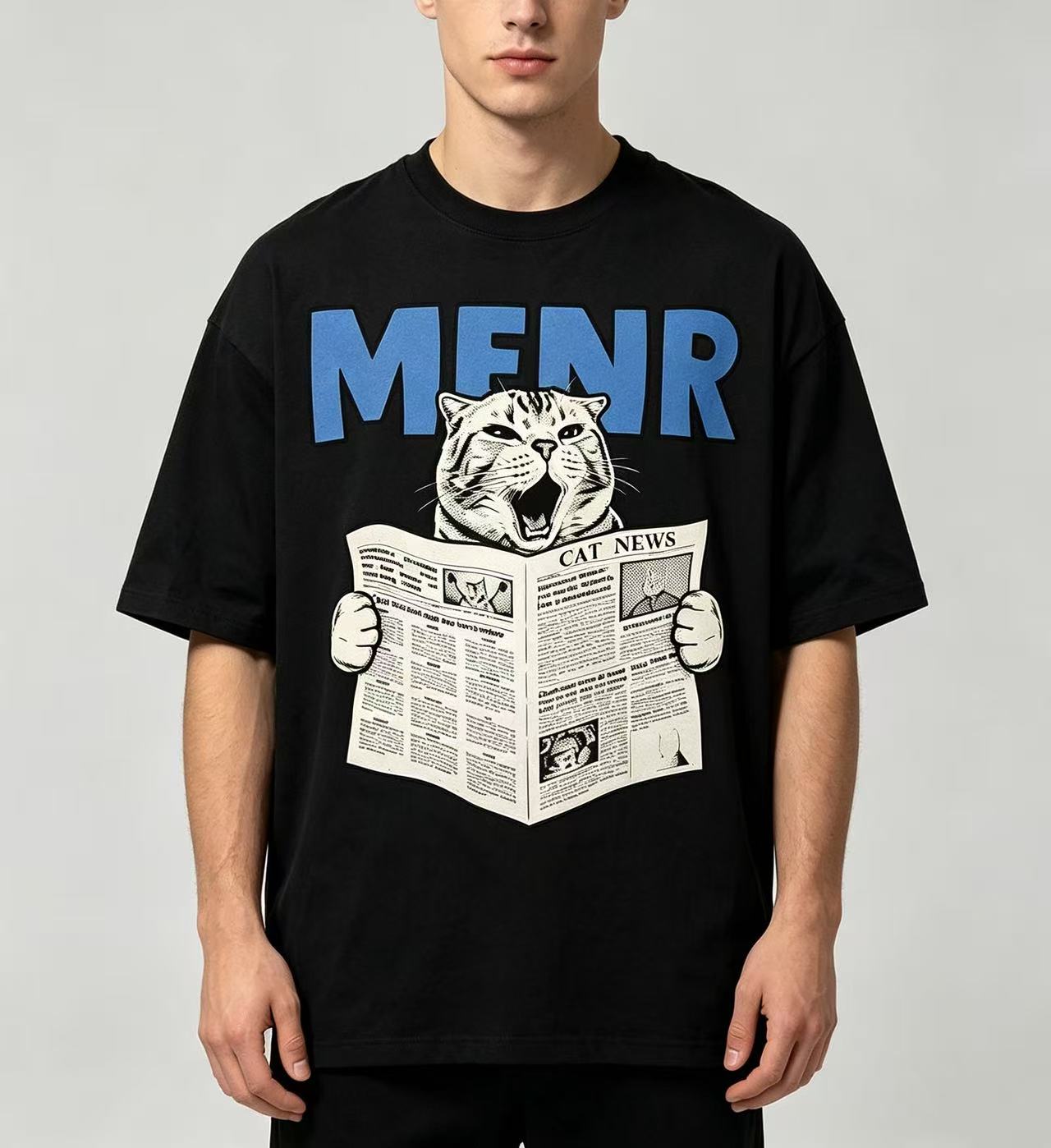 ユニセックス 面白い猫が新聞を読んでいるグラフィックTシャツ - Men'S Fashion Oversized T Shirt のレビューと価格